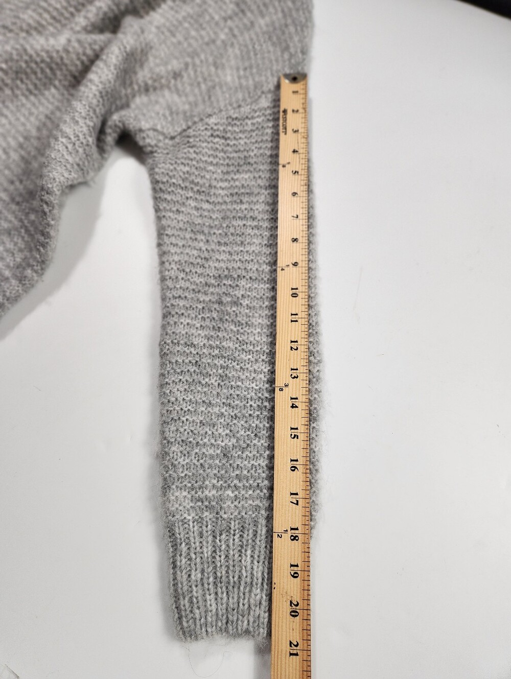 Big Water Blue Sky Fuzzy Wool Blend Crewneck Tunic Sweater Size Small Cozy Soft - Picture 13 of 13